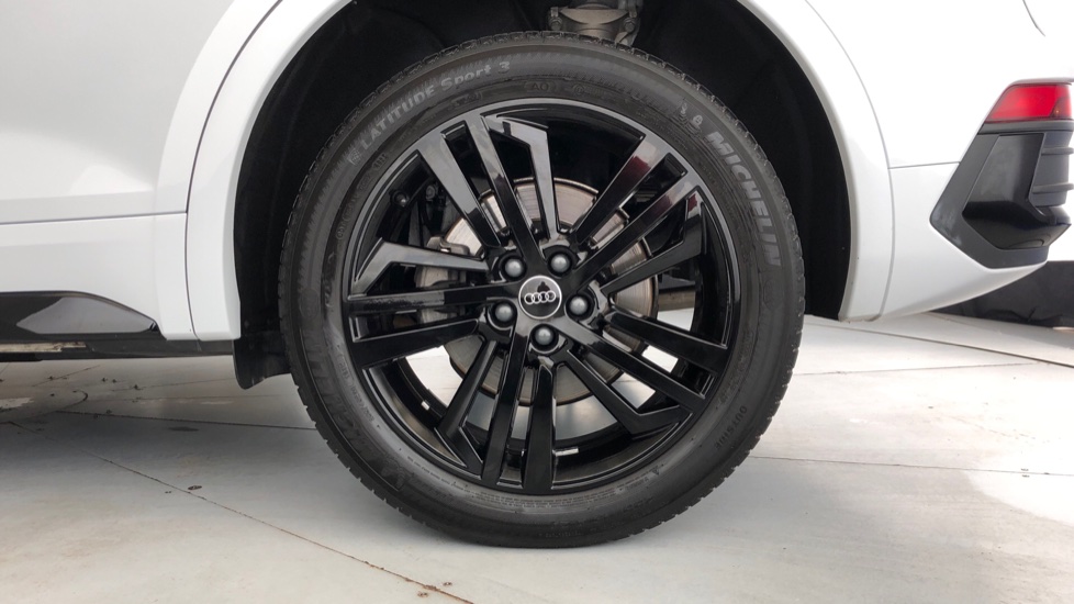 2024 AUDI Q5 SPORTBACK 40 TDI QUATTRO BLACK EDITION