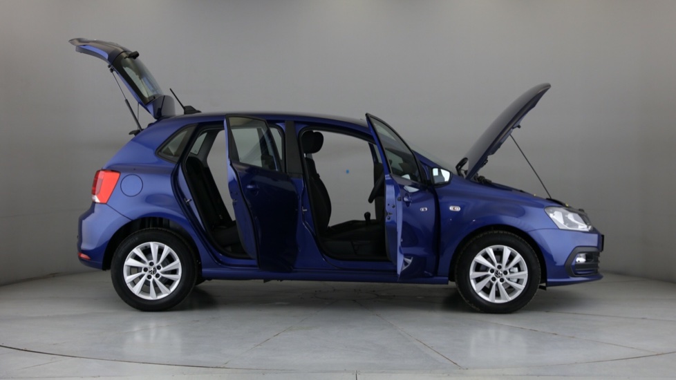 2025 VOLKSWAGEN POLO VIVO 1.4 LIFE (5DR)
