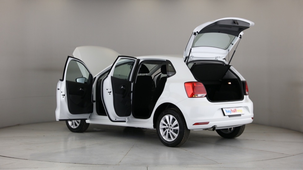 2025 VOLKSWAGEN POLO VIVO 1.4 LIFE (5DR)