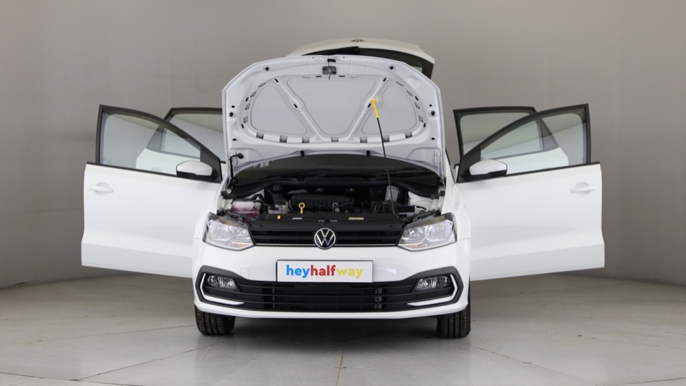 2025 VOLKSWAGEN POLO VIVO 1.4 LIFE (5DR)