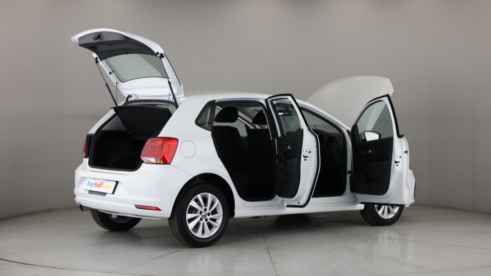 2025 VOLKSWAGEN POLO VIVO 1.4 LIFE (5DR)