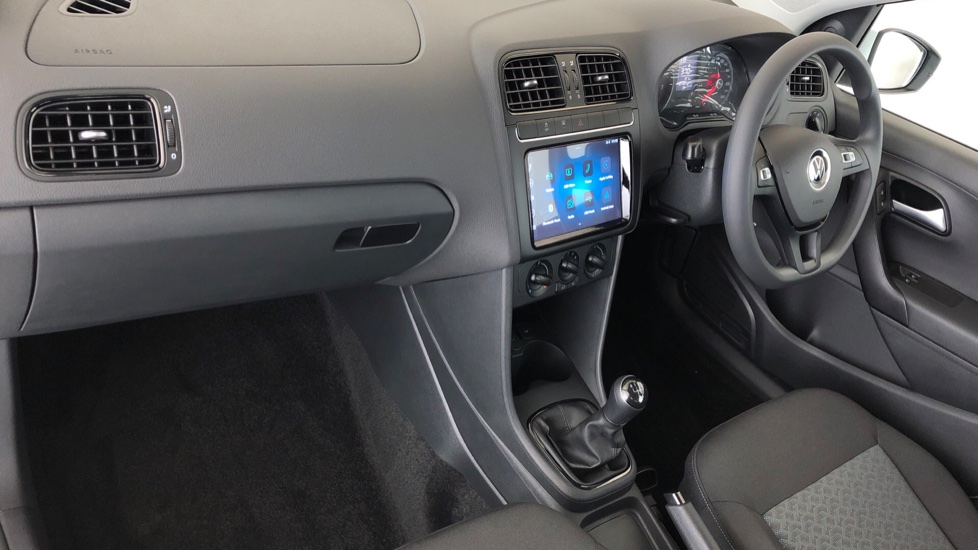 2025 VOLKSWAGEN POLO VIVO 1.4 LIFE (5DR)