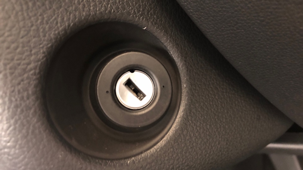 2025 VOLKSWAGEN POLO VIVO 1.4 LIFE (5DR)