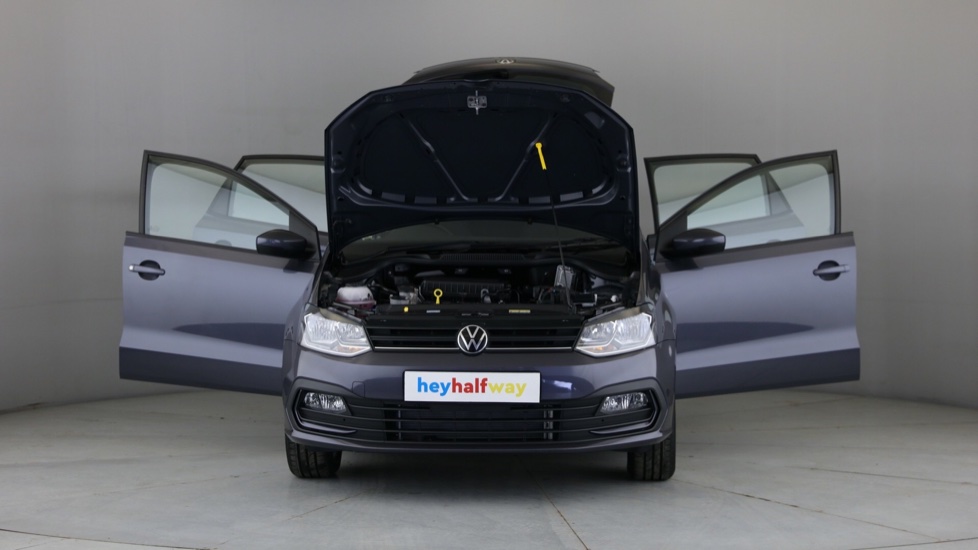 2025 VOLKSWAGEN POLO VIVO 1.4 LIFE (5DR)