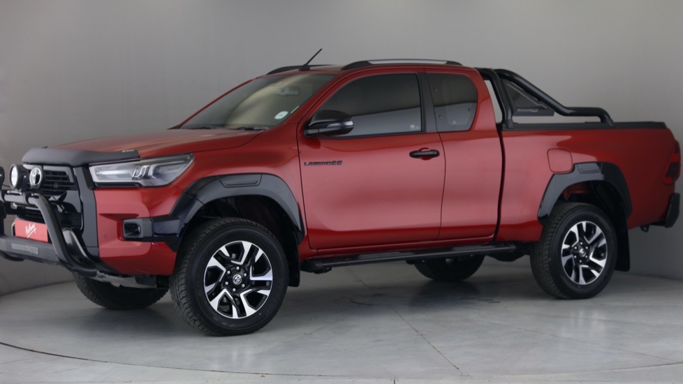 2025 TOYOTA HILUX 2.8 GD-6 LEGEND 4X4 55