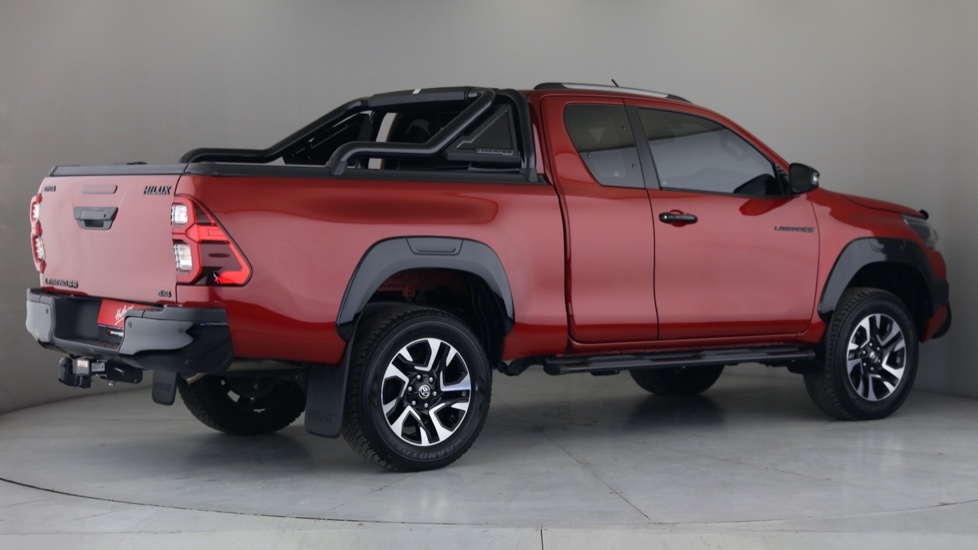 2025 TOYOTA HILUX 2.8 GD-6 LEGEND 4X4 55