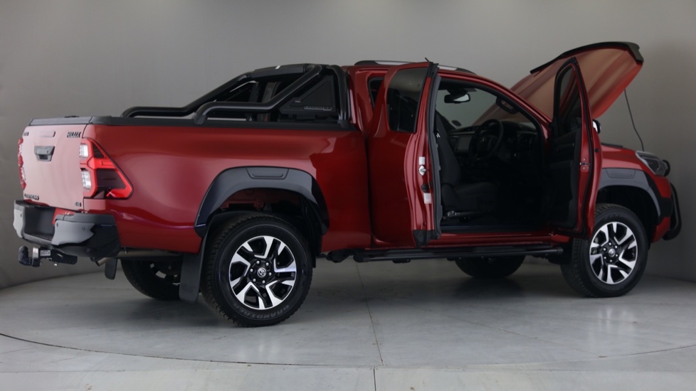 2025 TOYOTA HILUX 2.8 GD-6 LEGEND 4X4 55