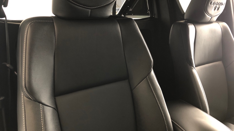 2025 TOYOTA HILUX 2.8 GD-6 LEGEND 4X4 55