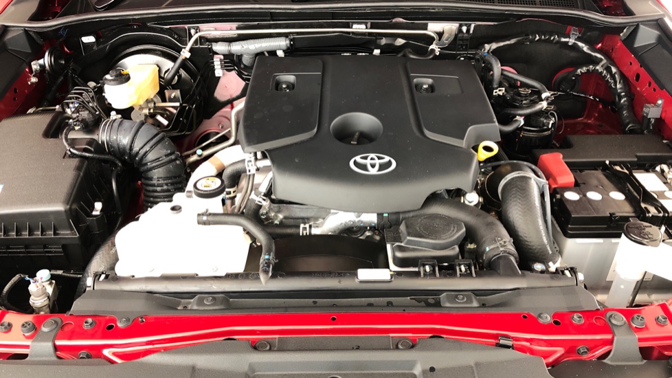 2025 TOYOTA HILUX 2.8 GD-6 LEGEND 4X4 55