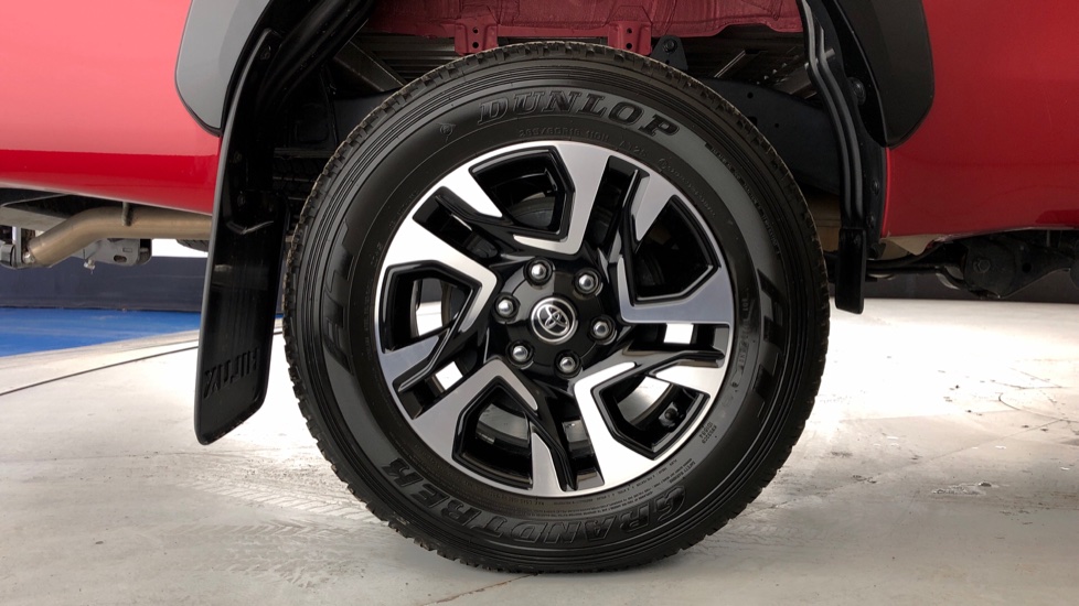 2025 TOYOTA HILUX 2.8 GD-6 LEGEND 4X4 55