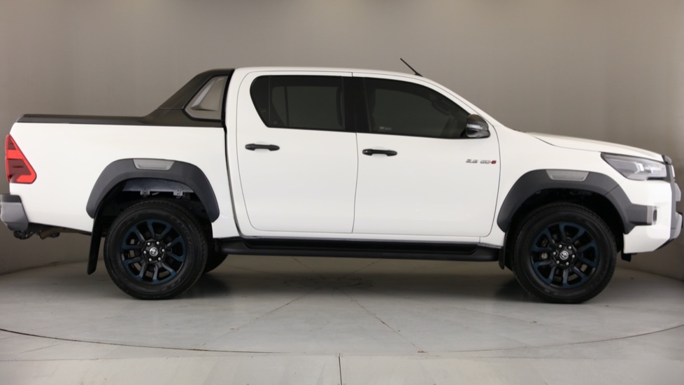 2025 TOYOTA HILUX 2.8 GD-6 RB LEGEND RS 4X4