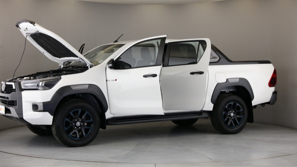 2025 TOYOTA HILUX 2.8 GD-6 RB LEGEND RS 4X4