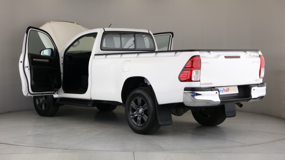 2024 TOYOTA HILUX 2.4 GD-6 RAIDER 4X4