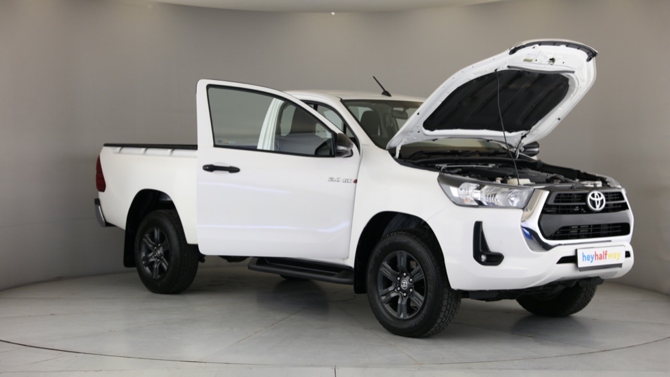 2024 TOYOTA HILUX 2.4 GD-6 RAIDER 4X4