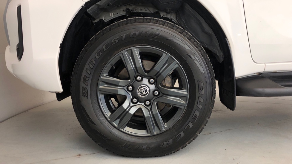 2024 TOYOTA HILUX 2.4 GD-6 RAIDER 4X4