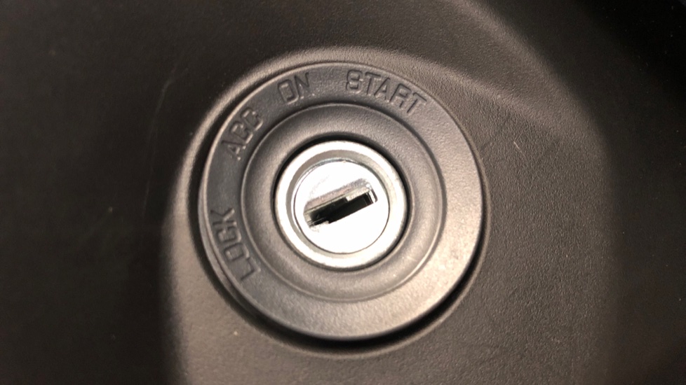 2025 TOYOTA STARLET 1.5 XS