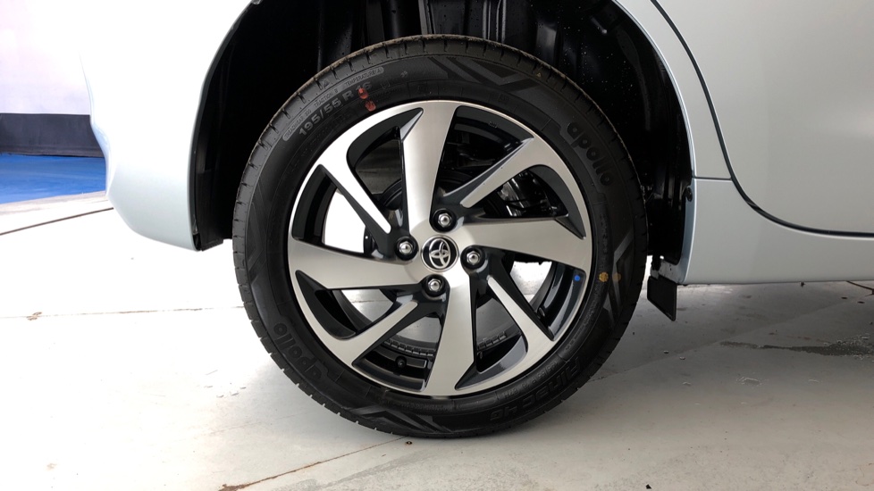 2025 TOYOTA STARLET 1.5 XS