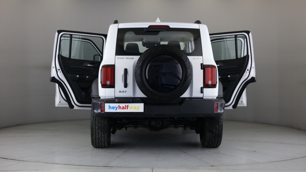 2026 GWM TANK 300 2.4TD LUXURY