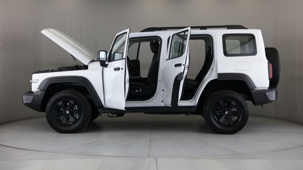 2026 GWM TANK 300 2.4TD LUXURY