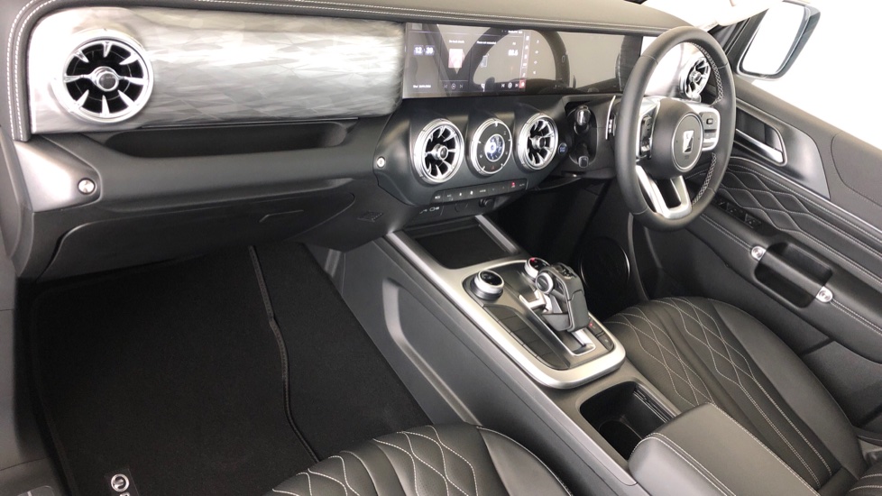 2026 GWM TANK 300 2.4TD LUXURY