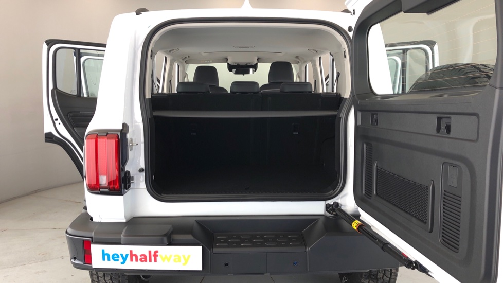 2026 GWM TANK 300 2.4TD LUXURY