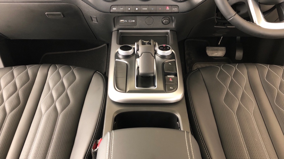 2026 GWM TANK 300 2.4TD LUXURY