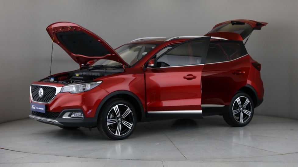 2025 MG ZS 1.5 LUXURY