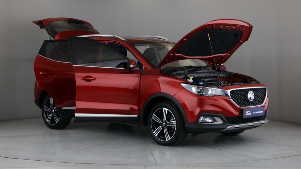 2025 MG ZS 1.5 LUXURY