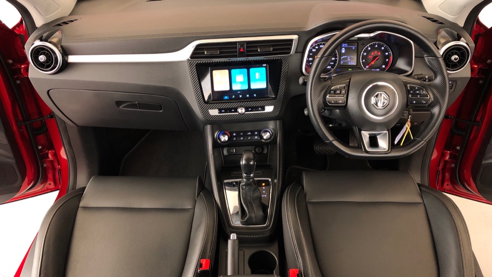 2025 MG ZS 1.5 LUXURY