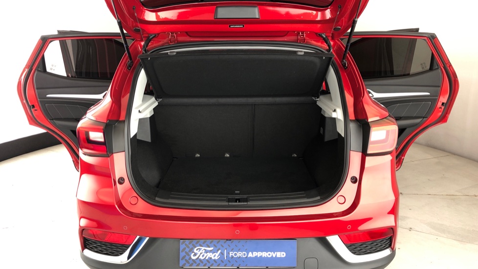 2025 MG ZS 1.5 LUXURY