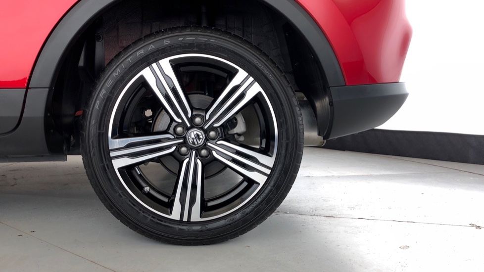 2025 MG ZS 1.5 LUXURY