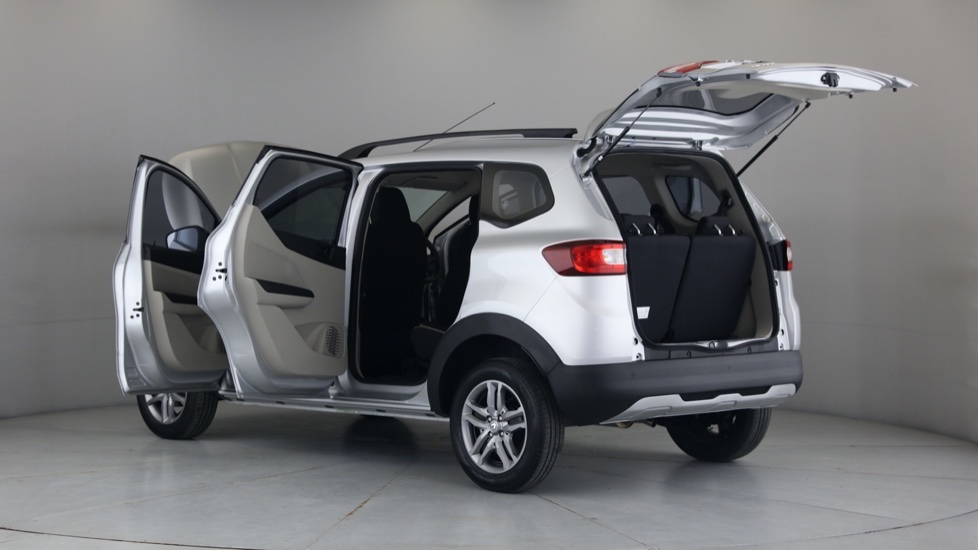 2025 RENAULT TRIBER 1.0 DYNAMIQUE ZEN