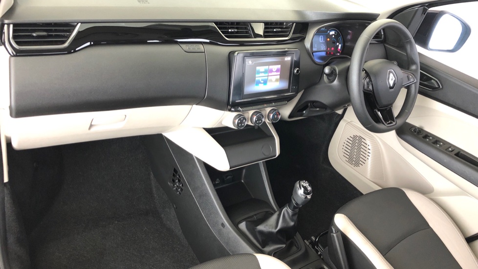 2025 RENAULT TRIBER 1.0 DYNAMIQUE ZEN