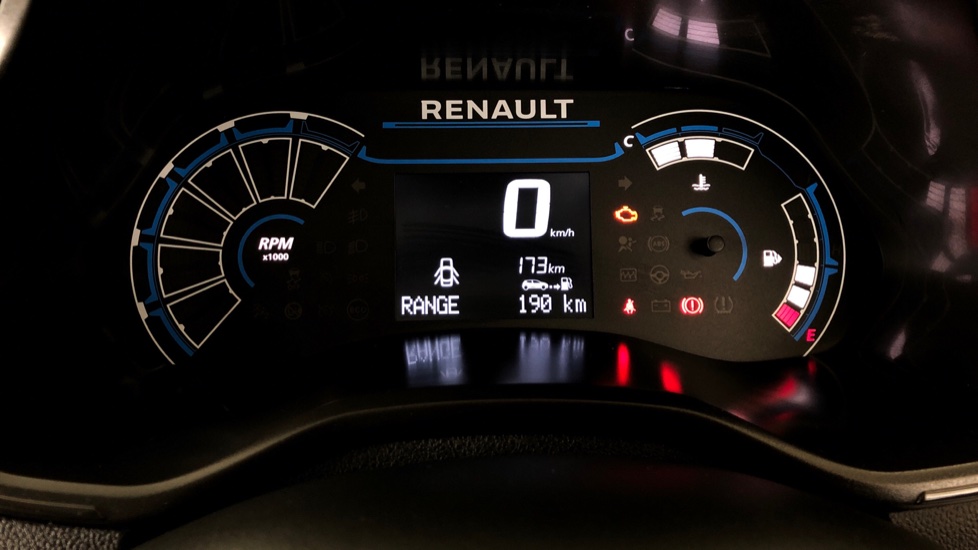 2025 RENAULT TRIBER 1.0 DYNAMIQUE ZEN