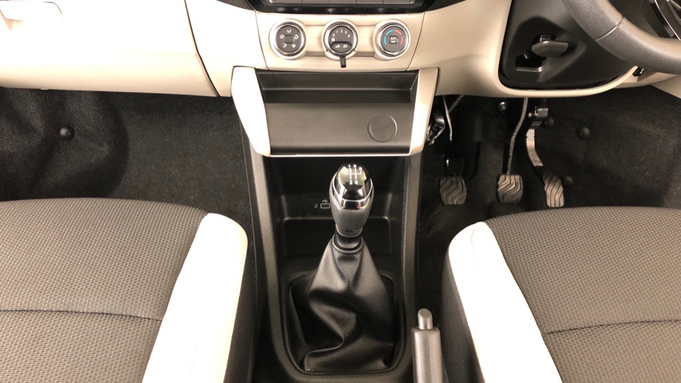 2025 RENAULT TRIBER 1.0 DYNAMIQUE ZEN