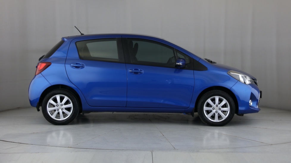 2017 TOYOTA YARIS 1.3 XS CVT 5DR
