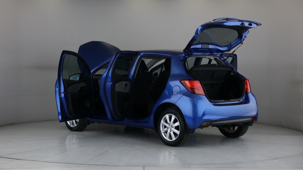 2017 TOYOTA YARIS 1.3 XS CVT 5DR