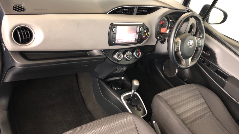 2017 TOYOTA YARIS 1.3 XS CVT 5DR