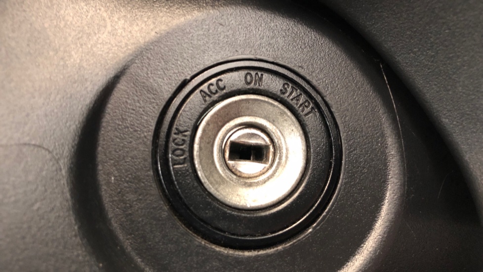 2017 TOYOTA YARIS 1.3 XS CVT 5DR