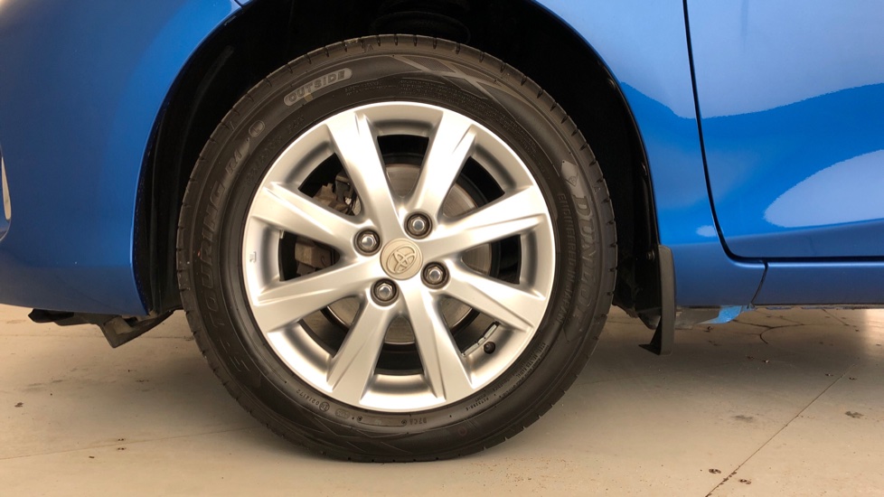 2017 TOYOTA YARIS 1.3 XS CVT 5DR