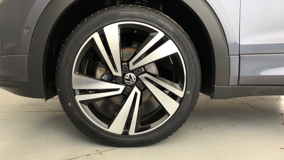 2023 VOLKSWAGEN T-CROSS 1.5 TSI R-LINE DSG