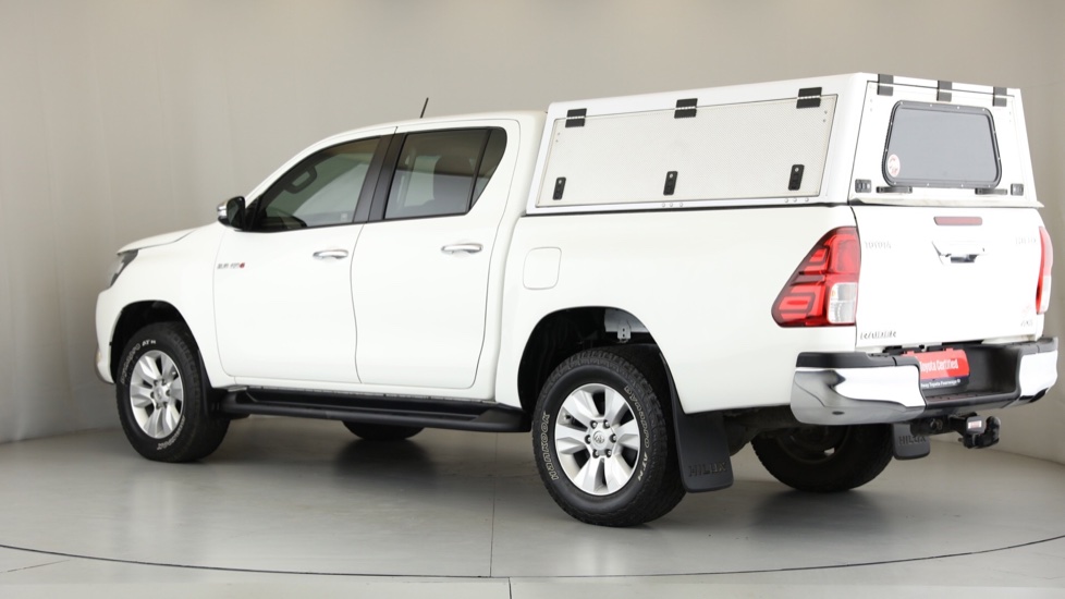 Used 2017 Toyota Hilux 2.8 Gd6 Raider 4x4 for Sale Hey Halfway