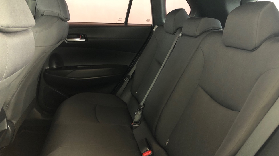 2023 TOYOTA COROLLA CROSS 1.8 XI