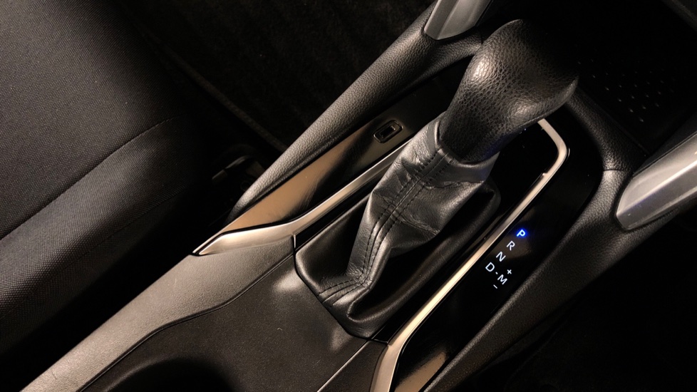 2023 TOYOTA COROLLA CROSS 1.8 XI