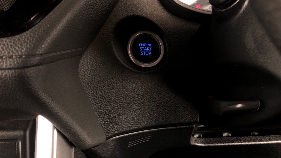 2023 TOYOTA COROLLA CROSS 1.8 XI