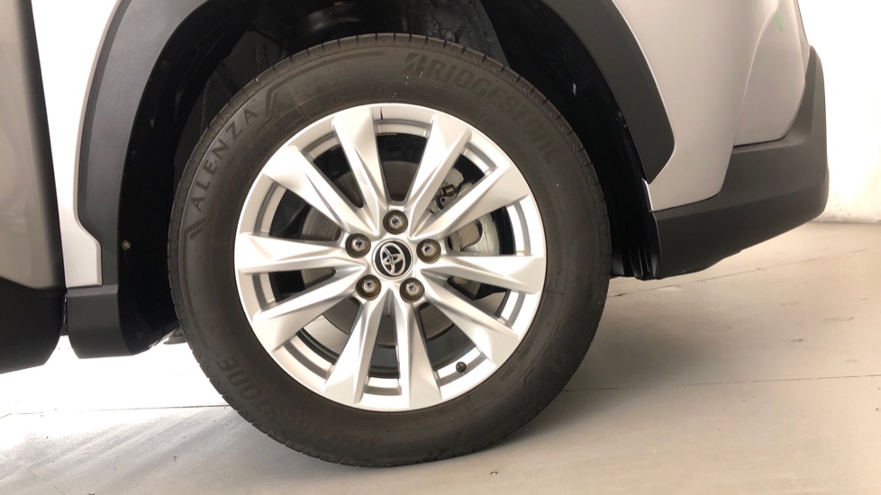 2023 TOYOTA COROLLA CROSS 1.8 XI