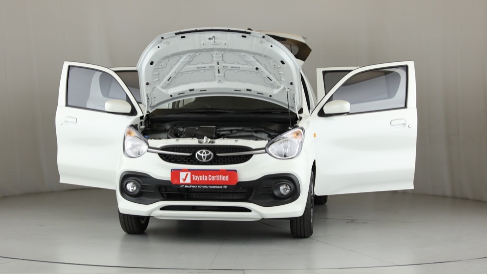 2025 TOYOTA VITZ 1.0 XR