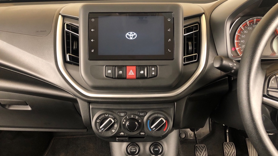 2025 TOYOTA VITZ 1.0 XR