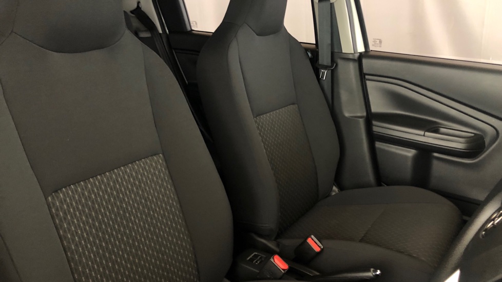 2025 TOYOTA VITZ 1.0 XR