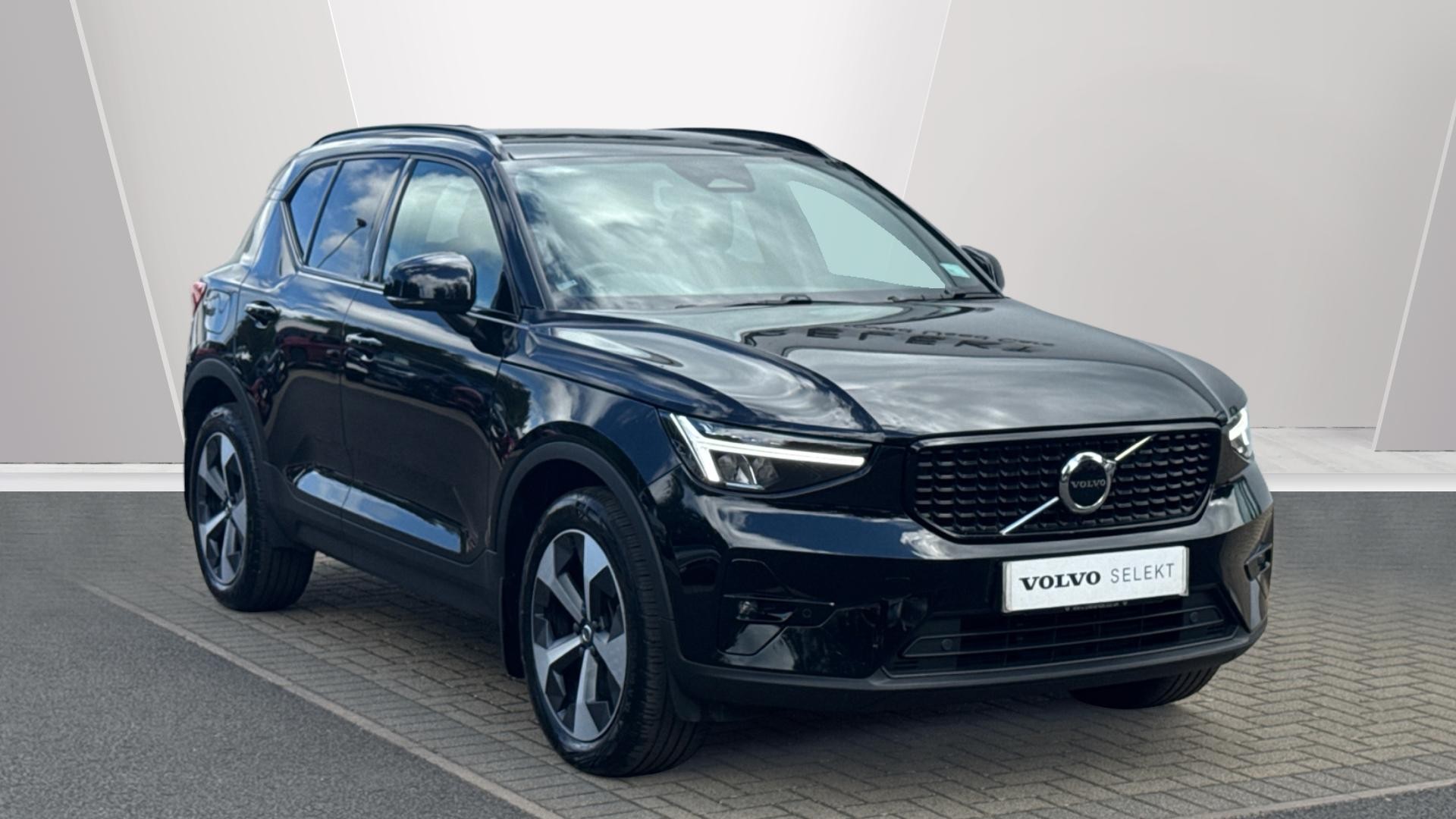 2024 Volvo XC40